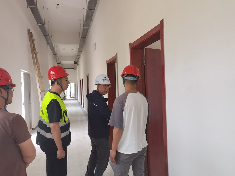 天水長(zhǎng)城開關(guān)廠 (2).jpg